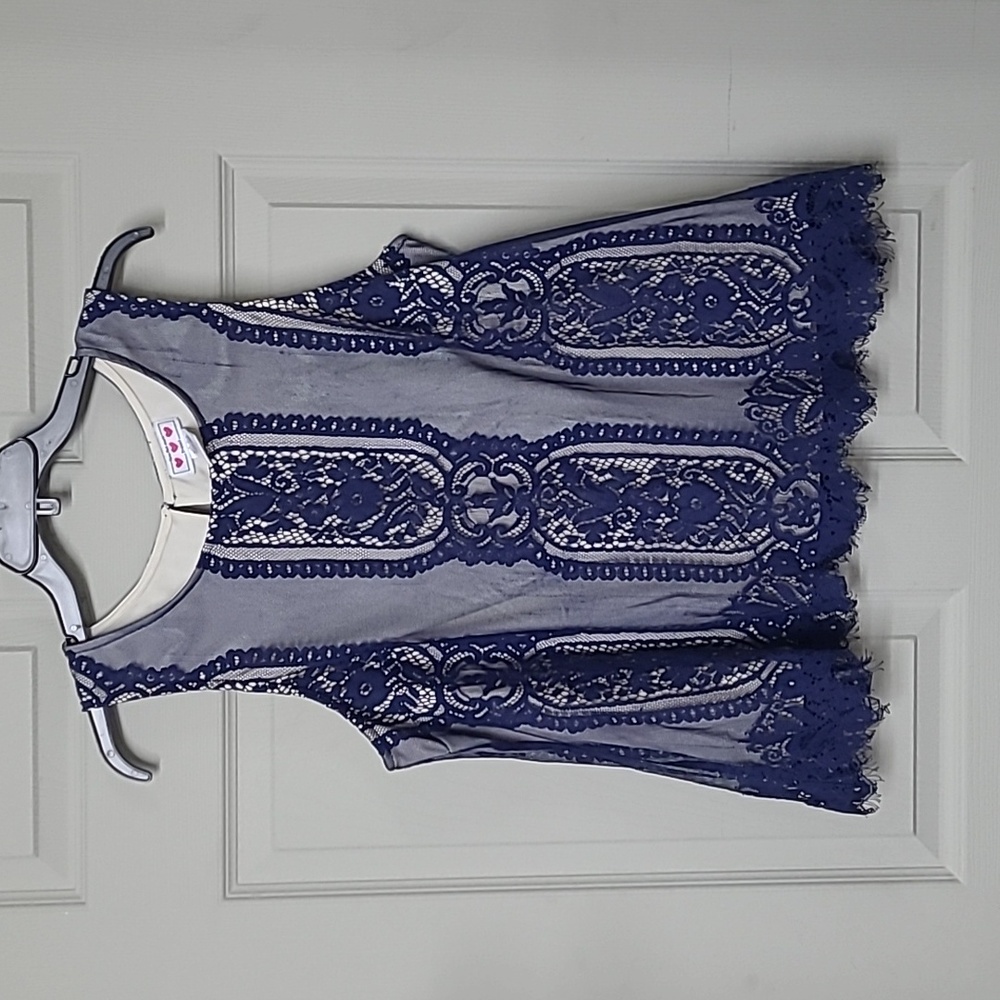 Three Pink Hearts Trixxie Lace Sleeveless top Blue/Tan Fully Lined Size Large